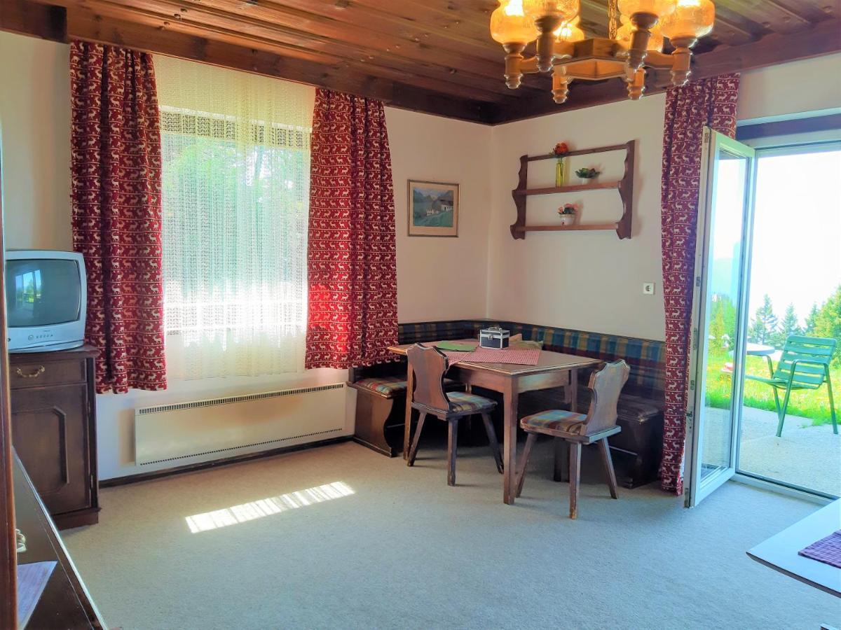 Ferienwohnung Almhaus Florian Treffen Exterior foto
